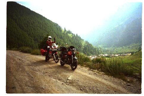 SA-1997-9.jpg (29893 Byte)